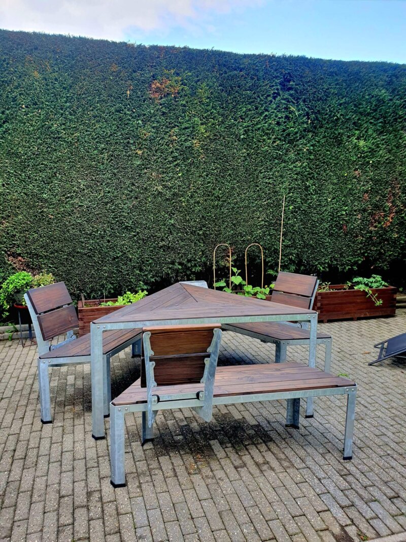 SPARX 6-persoons buitentafel1